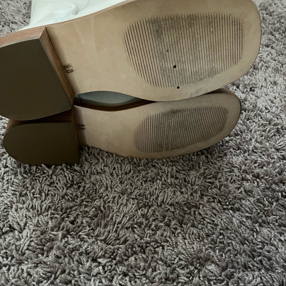 Steve Madden White Riggs Boots - Picture 3 of 3